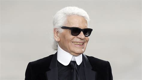 couturier de la maison chanel prénommé karl